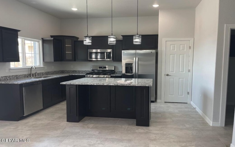 12498 PASEO AZUL Drive, El Paso, TX 79928, 3 Habitaciones Habitaciones , ,2 BañosBaños,Residential,En Venta,12498 PASEO AZUL Drive,927180