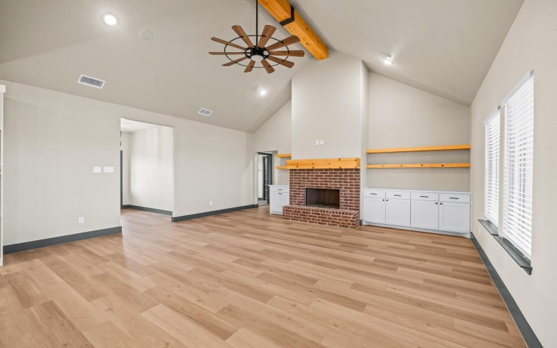 9405 County Rd 5330, Shallowater, TX 79363, 3 Habitaciones Habitaciones , ,2 BañosBaños,Residential,En Venta,9405 County Rd 5330,202558367