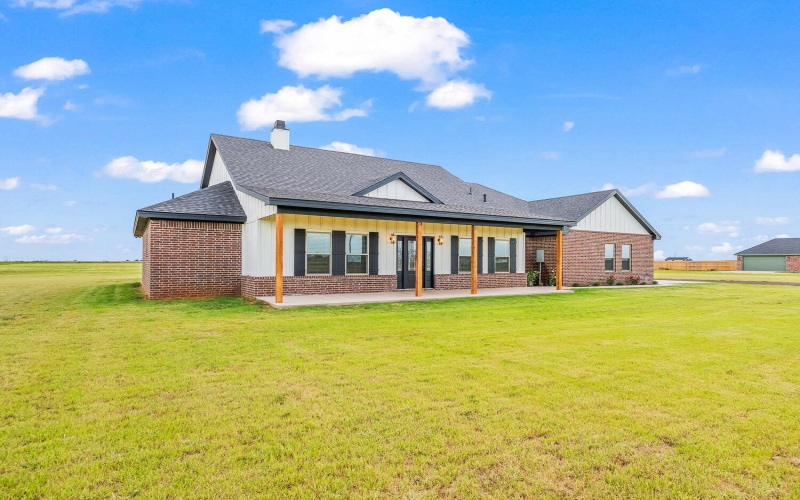 9405 County Rd 5330, Shallowater, TX 79363, 3 Habitaciones Habitaciones , ,2 BañosBaños,Residential,En Venta,9405 County Rd 5330,202558367
