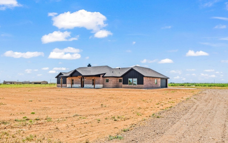 10609 N Farm To Market Rd 1729, Idalou, TX 79329, 4 Bedrooms Bedrooms, ,2 BathroomsBathrooms,Residential,For Sale,10609 N Farm To Market Rd 1729,202558370