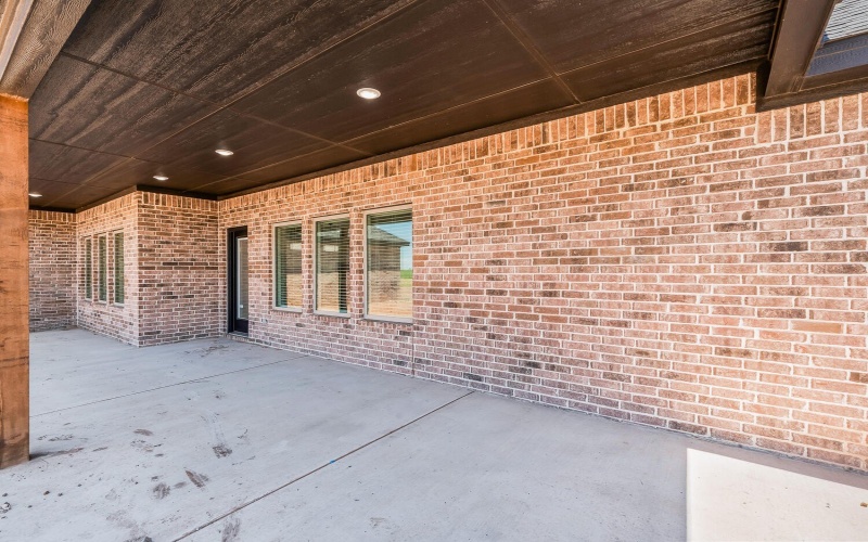 10609 N Farm To Market Rd 1729, Idalou, TX 79329, 4 Bedrooms Bedrooms, ,2 BathroomsBathrooms,Residential,For Sale,10609 N Farm To Market Rd 1729,202558370