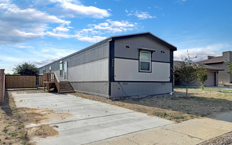 4410 Black Buck Ave, Laredo, TX 78045, 3 Bedrooms Bedrooms, ,2 BathroomsBathrooms,Residential,For Sale,4410 Black Buck Ave,20253242