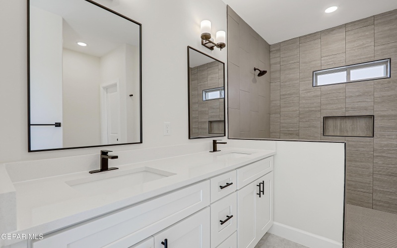 12336 Ben Dowell Way, El Paso, TX 79934, 3 Bedrooms Bedrooms, ,1 BathroomBathrooms,Residential,For Sale,12336 Ben Dowell Way,0,909404