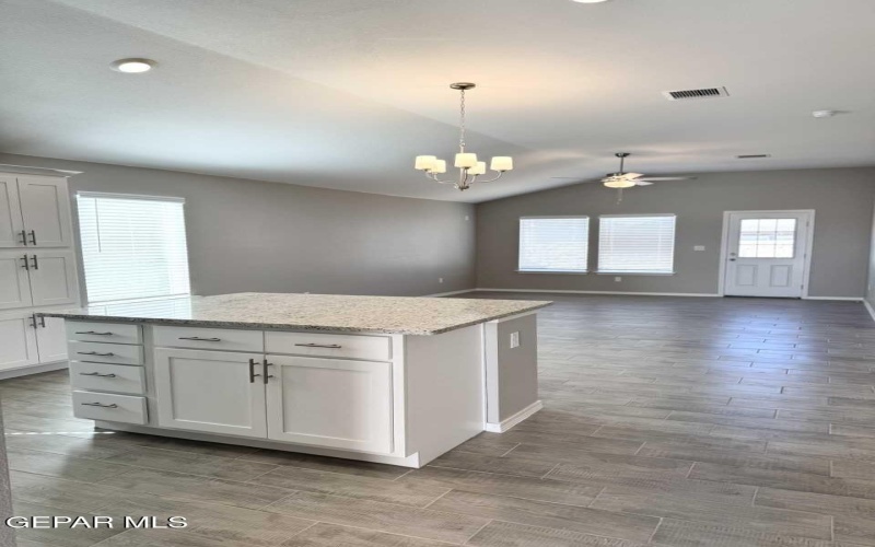 15253 Resolve Drive, El Paso, TX 79938, 4 Habitaciones Habitaciones , ,2 BañosBaños,Residential,En Venta,15253 Resolve Drive,0,927197