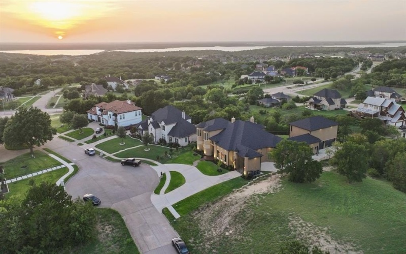 2621 Whispering Oaks Cove, Cedar Hill, TX 75104, 3 Habitaciones Habitaciones , ,5 BañosBaños,Residential,En Venta,2621 Whispering Oaks Cove,0,20978194