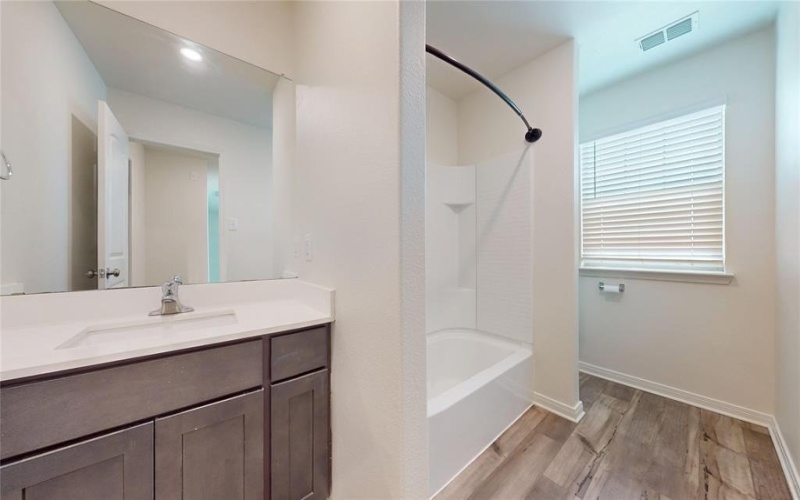 532 Aqueduct Drive, Seagoville, TX 75159, 4 Bedrooms Bedrooms, ,2 BathroomsBathrooms,Residential,For Sale,532 Aqueduct Drive,0,21001114