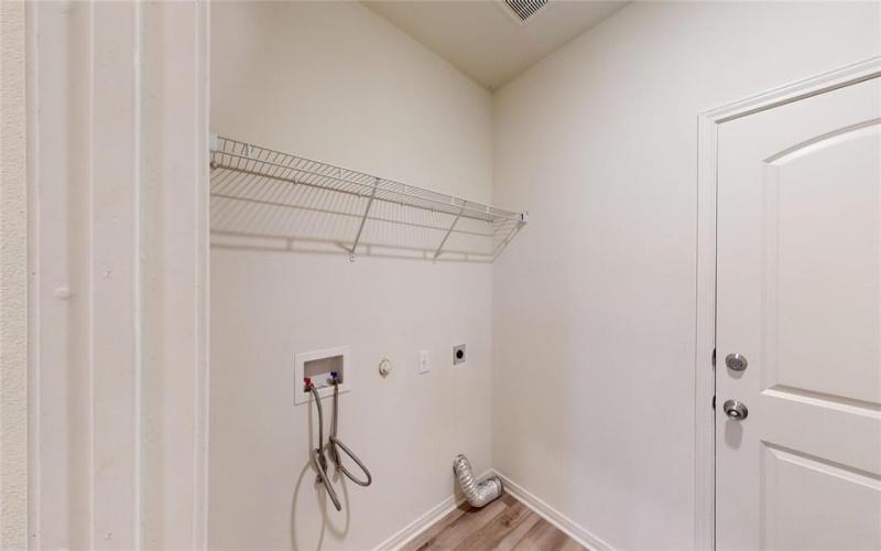 532 Aqueduct Drive, Seagoville, TX 75159, 4 Bedrooms Bedrooms, ,2 BathroomsBathrooms,Residential,For Sale,532 Aqueduct Drive,0,21001114