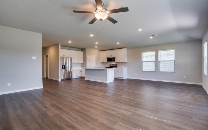 1331 Sage Drive, Lavon, TX 75166, 3 Bedrooms Bedrooms, ,2 BathroomsBathrooms,Residential,For Sale,1331 Sage Drive,21007245