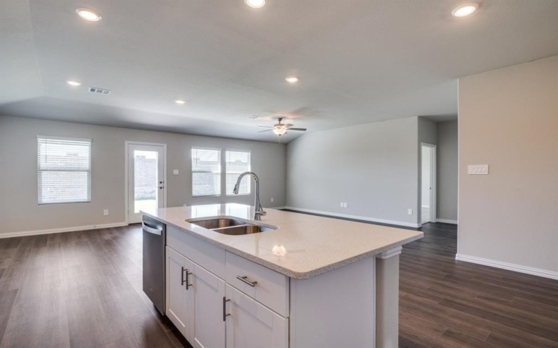 1331 Sage Drive, Lavon, TX 75166, 3 Bedrooms Bedrooms, ,2 BathroomsBathrooms,Residential,For Sale,1331 Sage Drive,21007245