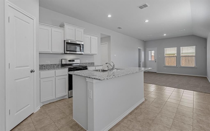 160 GREENHILL Trail, Boyd, TX 76023, 3 Bedrooms Bedrooms, ,2 BathroomsBathrooms,Residential,For Sale,160 GREENHILL Trail,21013103