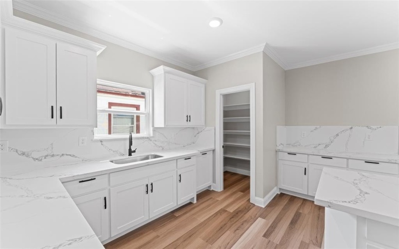 2410 Hudspeth Avenue, Dallas, TX 75216, 4 Bedrooms Bedrooms, ,2 BathroomsBathrooms,Residential,For Sale,2410 Hudspeth Avenue,0,21014135