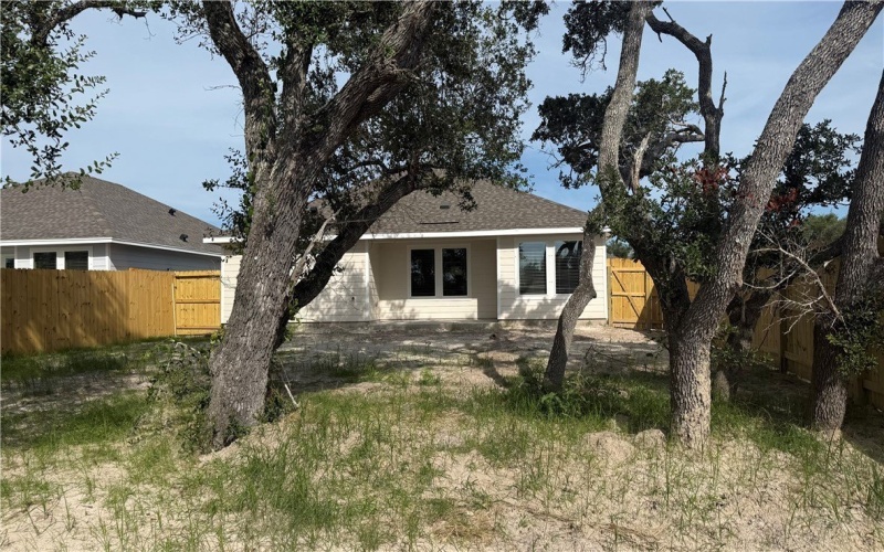 138 Montego Drive, Rockport, TX 78382, 3 Habitaciones Habitaciones , ,2 BañosBaños,Residential,En Venta,138 Montego Drive,462606