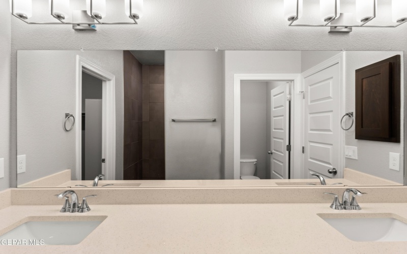 1353 Blue Horizon Place, El Paso, TX 79928, 4 Habitaciones Habitaciones , ,2 BañosBaños,Residential,En Venta,1353 Blue Horizon Place,0,927248
