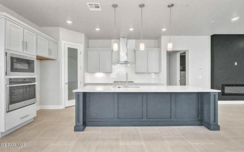 13357 Emerald Glass Drive, Horizon City, TX 79928, 4 Bedrooms Bedrooms, ,2 BathroomsBathrooms,Residential,For Sale,13357 Emerald Glass Drive,0,927265