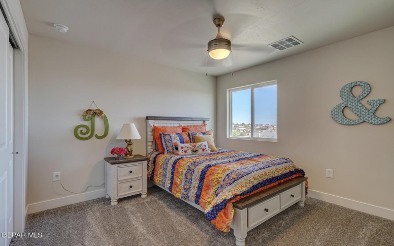 212 Emerald Rock, Horizon City, TX 79928, 5 Bedrooms Bedrooms, ,3 BathroomsBathrooms,Residential,For Sale,212 Emerald Rock,0,927266