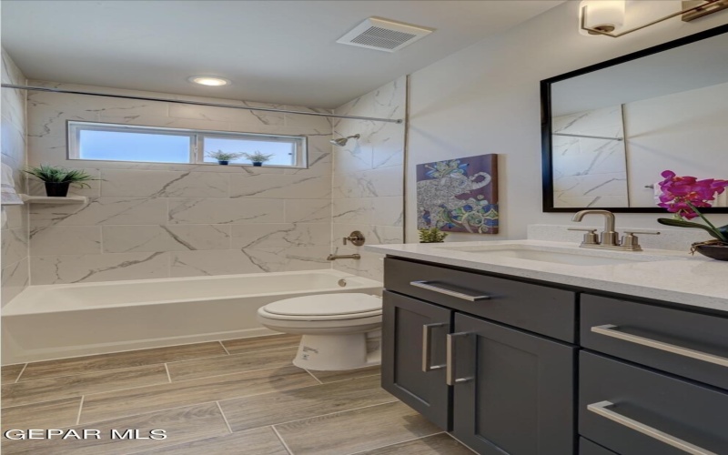 212 Emerald Rock, Horizon City, TX 79928, 5 Bedrooms Bedrooms, ,3 BathroomsBathrooms,Residential,For Sale,212 Emerald Rock,0,927266