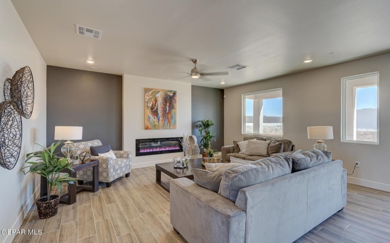 212 Emerald Rock, Horizon City, TX 79928, 5 Bedrooms Bedrooms, ,3 BathroomsBathrooms,Residential,For Sale,212 Emerald Rock,0,927266