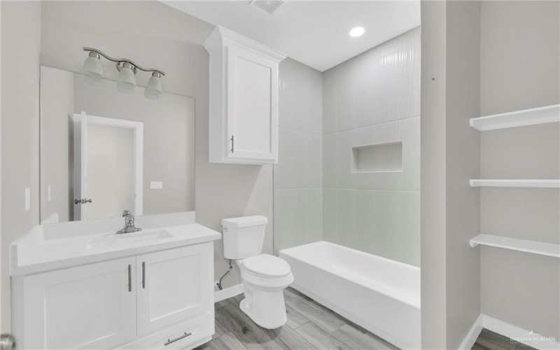 3121 Briggs Street, Weslaco, TX 78596, ,Residential Multi Family,For Sale,3121 Briggs Street,0,476904