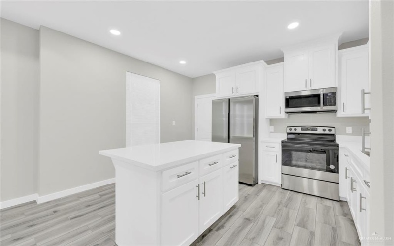 3121 Briggs Street, Weslaco, TX 78596, ,Residential Multi Family,For Sale,3121 Briggs Street,0,476904