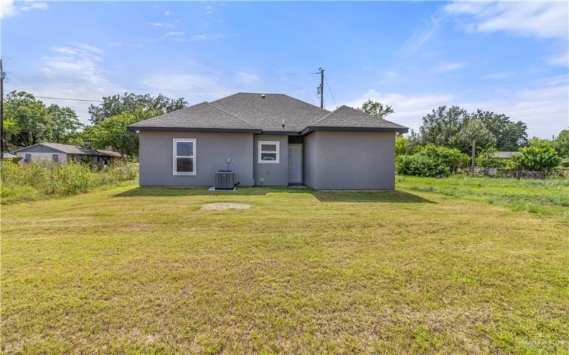 2807 Erasmo, Weslaco, TX 78596, 3 Habitaciones Habitaciones , ,2 BañosBaños,Residential,En Venta,2807 Erasmo,0,476936