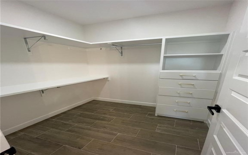 2805 Rudy Drive, Weslaco, TX 78596, 3 Bedrooms Bedrooms, ,2 BathroomsBathrooms,Residential,For Sale,2805 Rudy Drive,477010