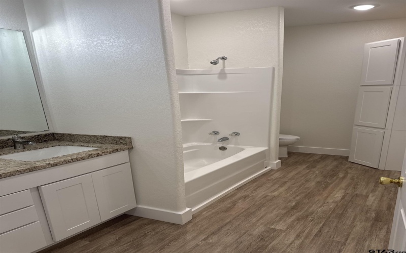 180 Lovers Lane, Alto, TX 75925, 2 Habitaciones Habitaciones , ,2 BañosBaños,Residential,En Venta,180 Lovers Lane,25009101