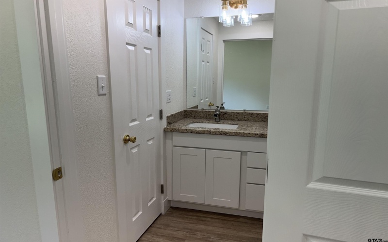 180 Lovers Lane, Alto, TX 75925, 2 Habitaciones Habitaciones , ,2 BañosBaños,Residential,En Venta,180 Lovers Lane,25009101