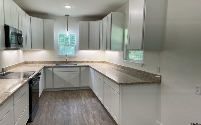 180 Lovers Lane, Alto, TX 75925, 2 Habitaciones Habitaciones , ,2 BañosBaños,Residential,En Venta,180 Lovers Lane,25009101