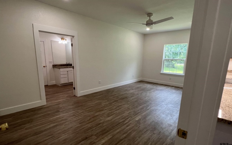 180 Lovers Lane, Alto, TX 75925, 2 Habitaciones Habitaciones , ,2 BañosBaños,Residential,En Venta,180 Lovers Lane,25009101