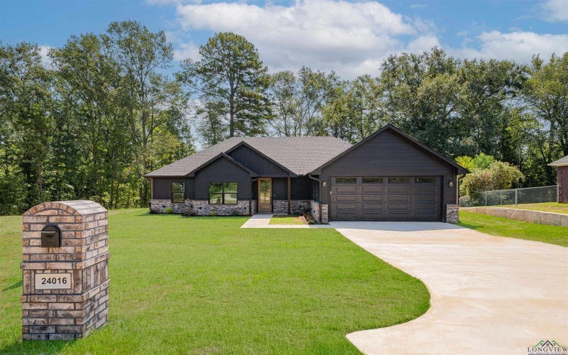 24016 Birdie Ln, Gladewater, TX 75647, 4 Bedrooms Bedrooms, ,2 BathroomsBathrooms,Residential,For Sale,24016 Birdie Ln,0,20255226