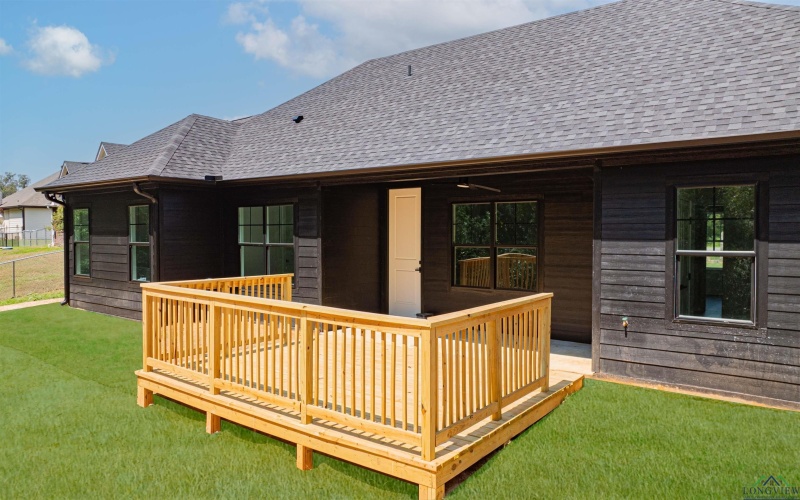 24016 Birdie Ln, Gladewater, TX 75647, 4 Bedrooms Bedrooms, ,2 BathroomsBathrooms,Residential,For Sale,24016 Birdie Ln,0,20255226