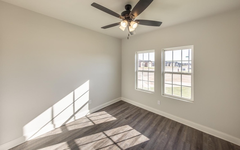 1802 Ross Avenue, Lubbock, TX 79416, 3 Bedrooms Bedrooms, ,2 BathroomsBathrooms,Residential,For Sale,1802 Ross Avenue,0,202417308