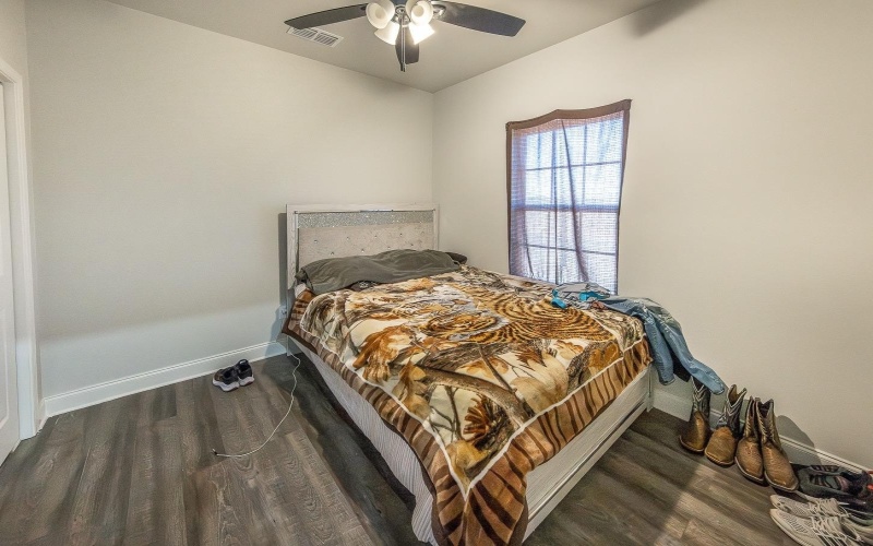 1802 Ross Avenue, Lubbock, TX 79416, 3 Bedrooms Bedrooms, ,2 BathroomsBathrooms,Residential,For Sale,1802 Ross Avenue,0,202417308