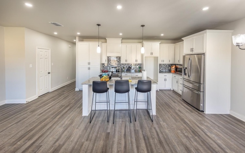 1802 Ross Avenue, Lubbock, TX 79416, 3 Bedrooms Bedrooms, ,2 BathroomsBathrooms,Residential,For Sale,1802 Ross Avenue,0,202417308