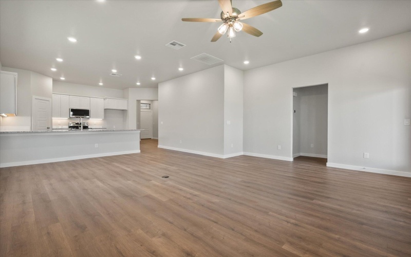 8610 29th Street, Lubbock, TX 79407, 3 Bedrooms Bedrooms, ,2 BathroomsBathrooms,Residential,For Sale,8610 29th Street,0,202558390