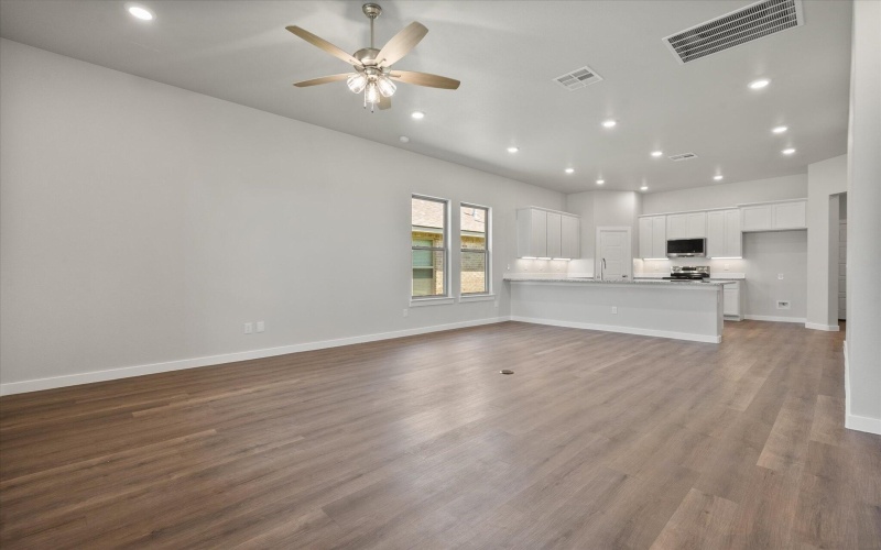 8610 29th Street, Lubbock, TX 79407, 3 Bedrooms Bedrooms, ,2 BathroomsBathrooms,Residential,For Sale,8610 29th Street,0,202558390