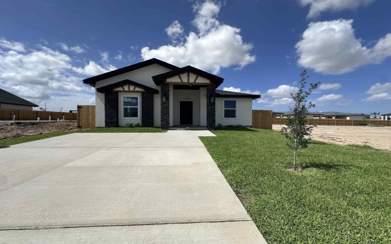 5909 Tavo Dr., Laredo, TX 78046-4012, 3 Bedrooms Bedrooms, ,2 BathroomsBathrooms,Residential,For Sale,5909 Tavo Dr.,20253250