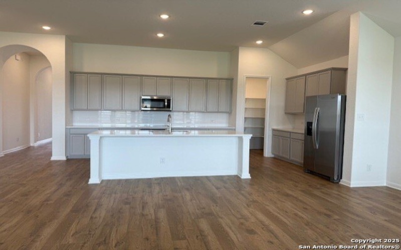 128 Mallory's Way, Castroville, TX 78009, 3 Habitaciones Habitaciones , ,2 BañosBaños,Residential,En Venta,128 Mallory's Way,0,1850945