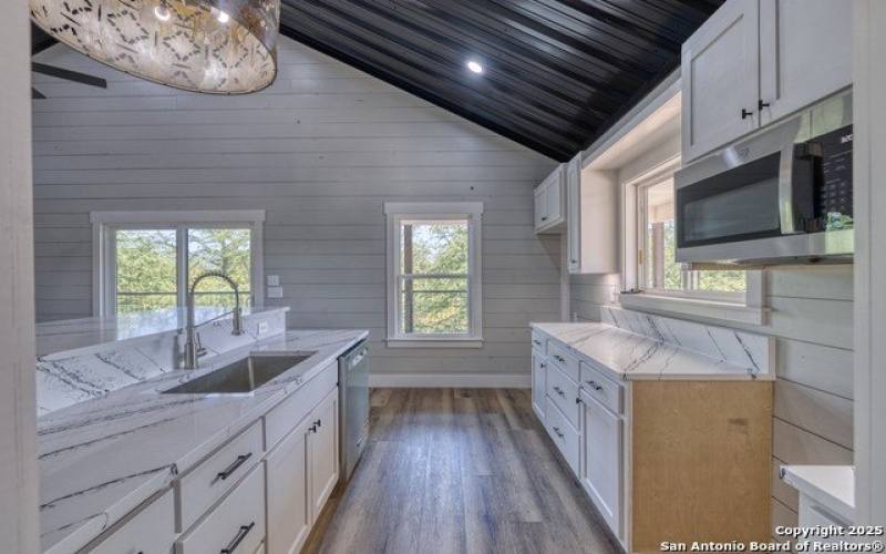 132 Sherman Lane, Leakey, TX 78873, 3 Habitaciones Habitaciones , ,3 BañosBaños,Residential,En Venta,132 Sherman Lane,1887675