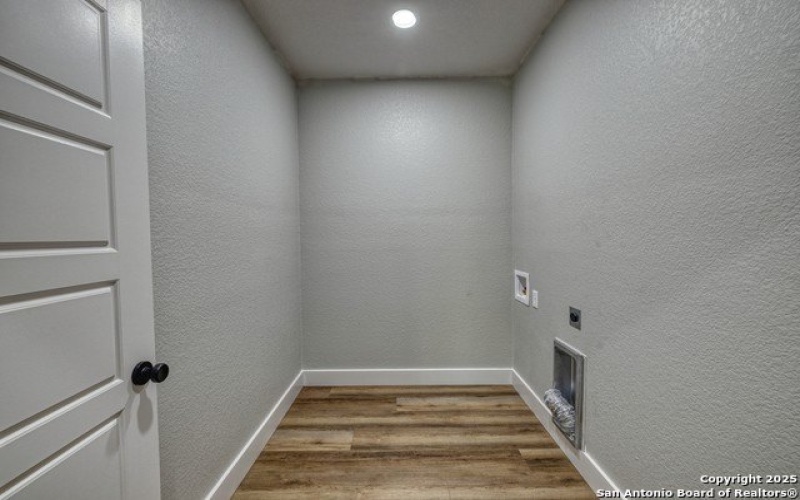 132 Sherman Lane, Leakey, TX 78873, 3 Habitaciones Habitaciones , ,3 BañosBaños,Residential,En Venta,132 Sherman Lane,1887675
