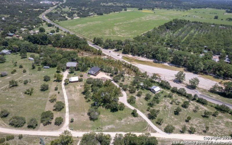 132 Sherman Lane, Leakey, TX 78873, 3 Habitaciones Habitaciones , ,3 BañosBaños,Residential,En Venta,132 Sherman Lane,1887675