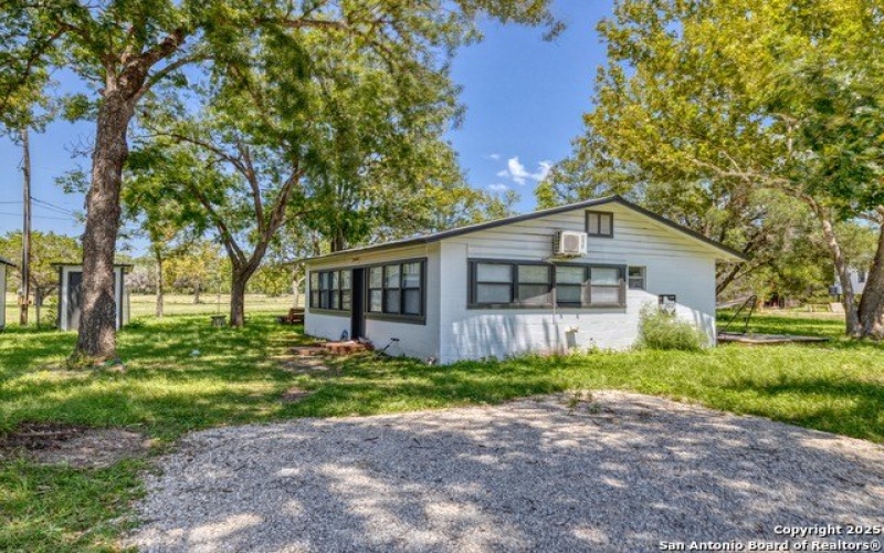 132 Sherman Lane, Leakey, TX 78873, 3 Habitaciones Habitaciones , ,3 BañosBaños,Residential,En Venta,132 Sherman Lane,1887675