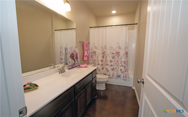 1348 Lindsey Drive, Copperas Cove, TX 76522, 3 Bedrooms Bedrooms, ,2 BathroomsBathrooms,Residential,For Sale,1348 Lindsey Drive,0,587672