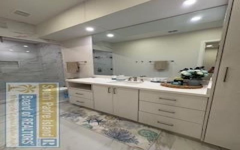 121 Campeche St. #A&B, South Padre Island, TX 78597, 6 Bedrooms Bedrooms, ,5 BathroomsBathrooms,Residential,For Sale,121 Campeche St.,104097