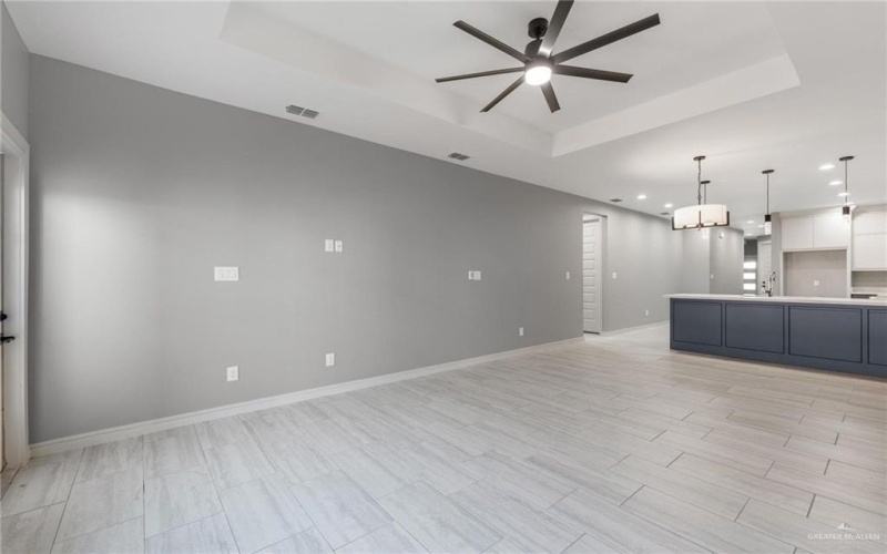 2101 New Combes Road, Harlingen, TX 78550, ,Residential Multi Family,For Sale,2101 New Combes Road,477091