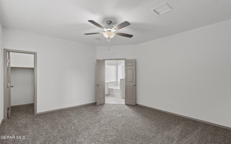 13989 Victory Sky Avenue, El Paso, TX 79928, 4 Habitaciones Habitaciones , ,3 BañosBaños,Residential,En Venta,13989 Victory Sky Avenue,909719