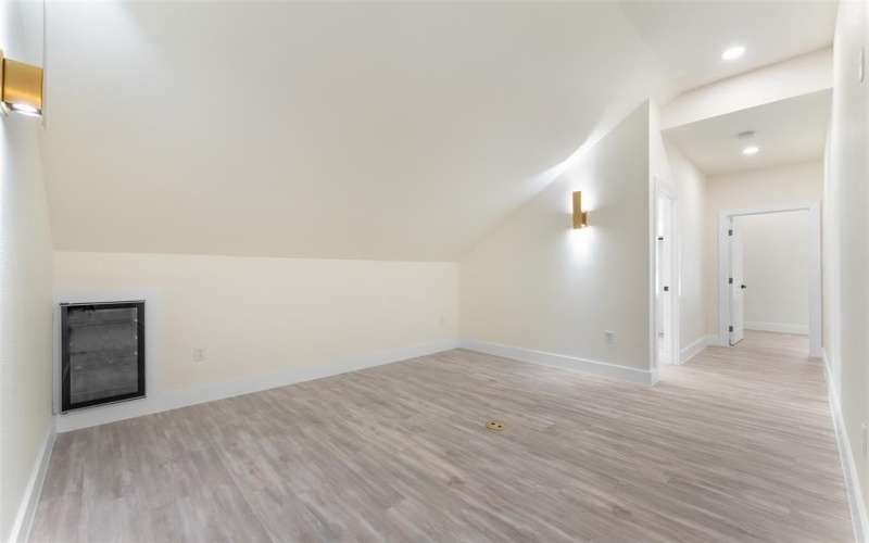 2601 Marburg Street, Dallas, TX 75215, 5 Habitaciones Habitaciones , ,3 BañosBaños,Residential,En Venta,2601 Marburg Street,21008994