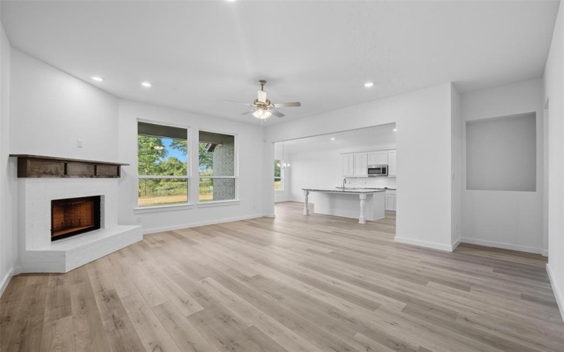 144 Loveta Lane, Boyd, TX 76023, 4 Bedrooms Bedrooms, ,2 BathroomsBathrooms,Residential,For Sale,144 Loveta Lane,0,21011841