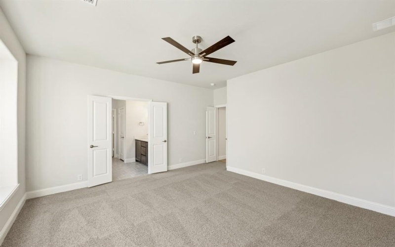 816 Yosemite Drive, DeSoto, TX 75115, 5 Bedrooms Bedrooms, ,3 BathroomsBathrooms,Residential,For Sale,816 Yosemite Drive,0,21014395