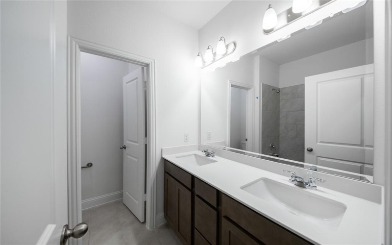 107 National Court, Forney, TX 75126, 4 Bedrooms Bedrooms, ,3 BathroomsBathrooms,Residential,For Sale,107 National Court,0,21014460